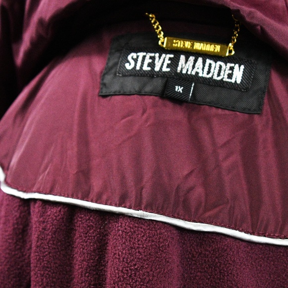 SALE!!! Women's Semi Chevron Quilted Puffer Coat - Picture 4 of 5